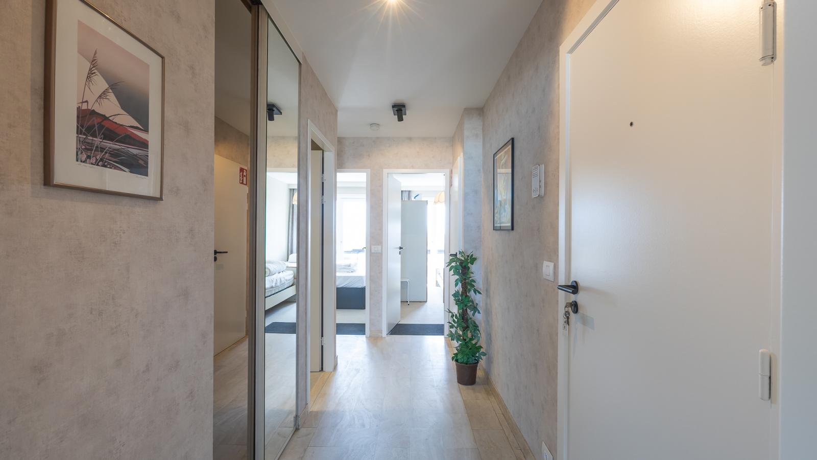 Espace II - 0102 + box 2 (Magnum) - Innenbereich