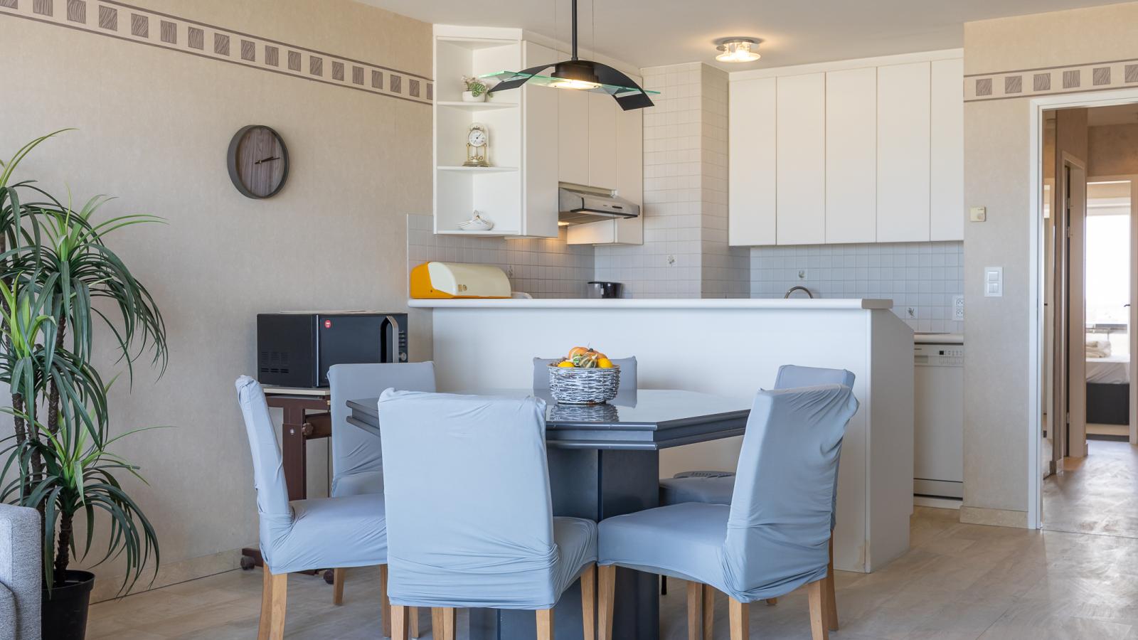 Espace II - 0102 + box 2 (Magnum) - Wohnzimmer