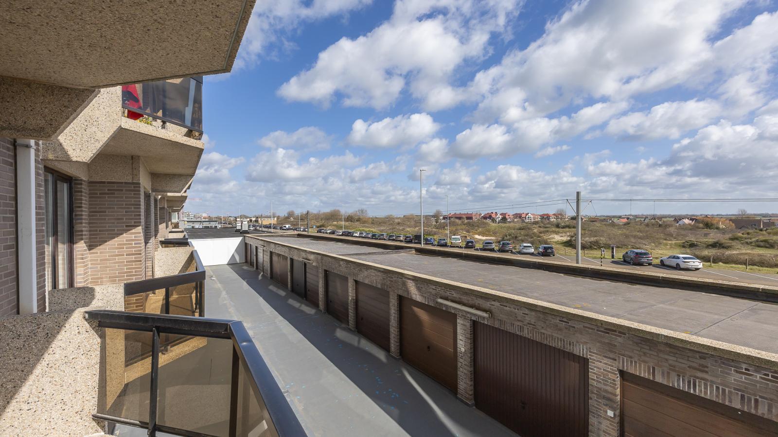 Espace II - 0102 + box 2 (Magnum) - Terrasse/Balkon