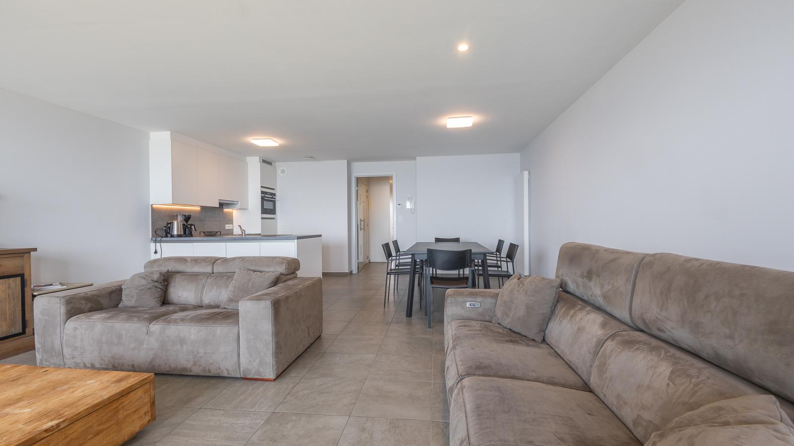 Les Amiraux - 0701 + box 2 - Woonkamer