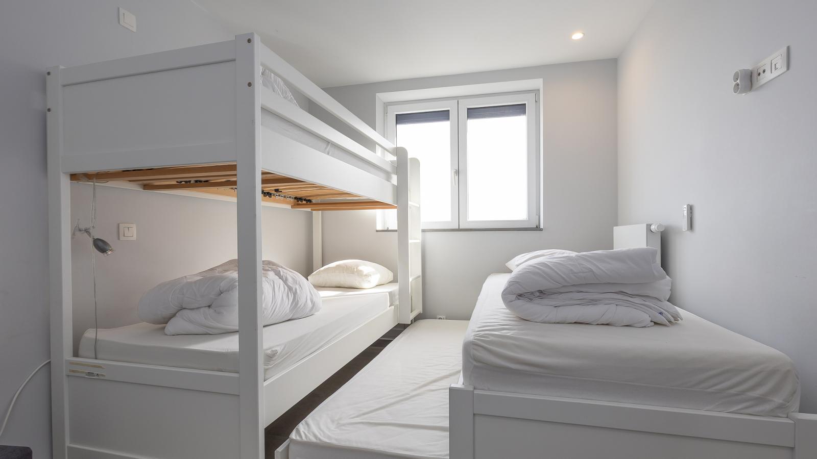 Les Amiraux - 0701 + box 2 - Slaapkamer