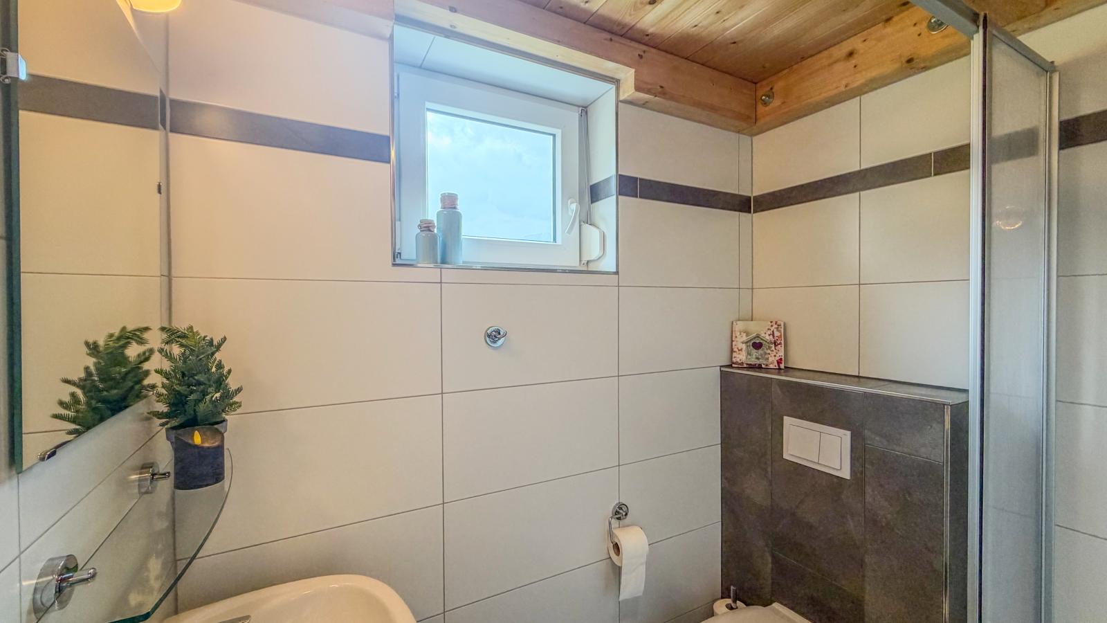 Villa Alpenrose - Badkamer