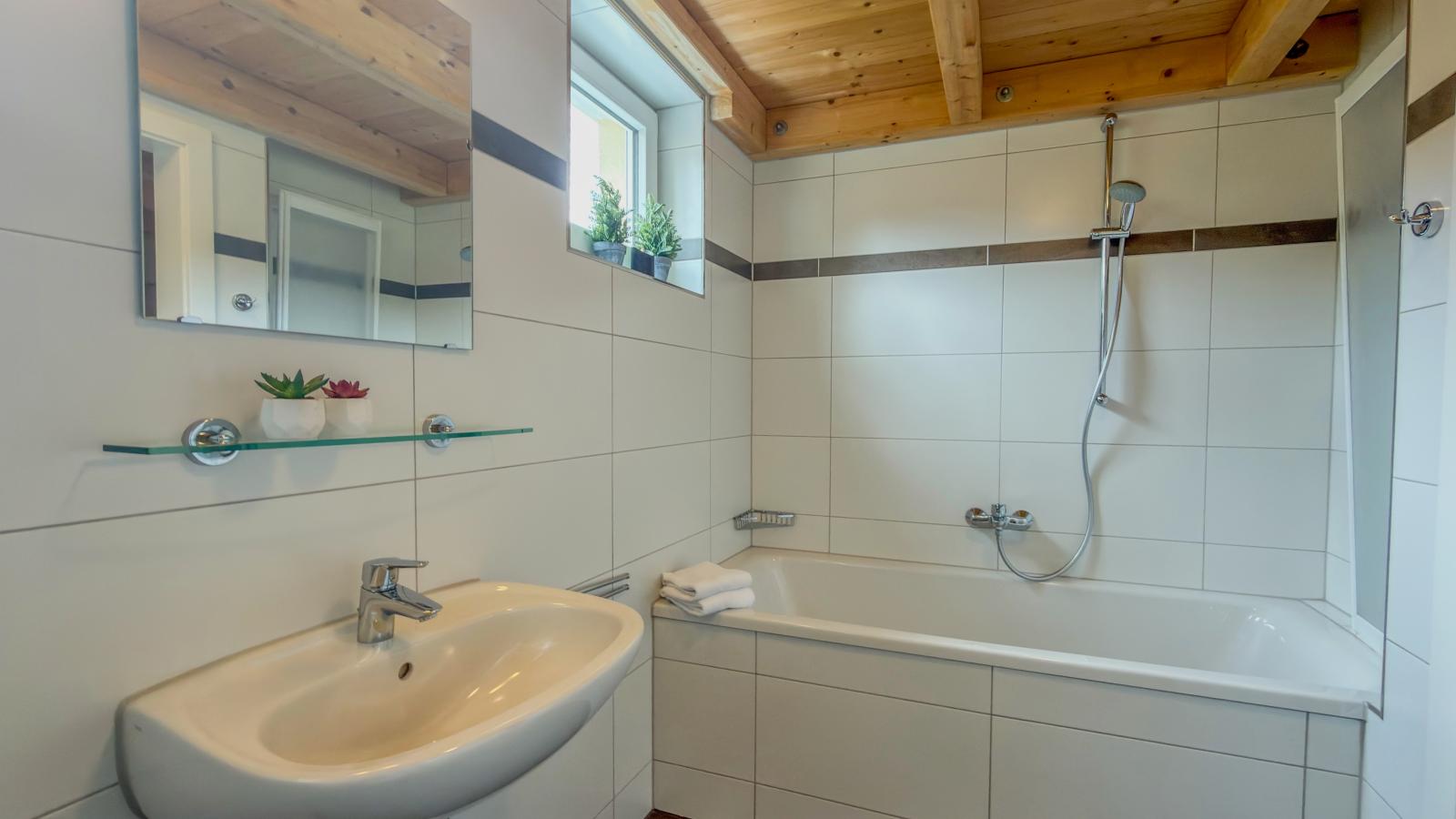 Villa Alpenrose - Badkamer