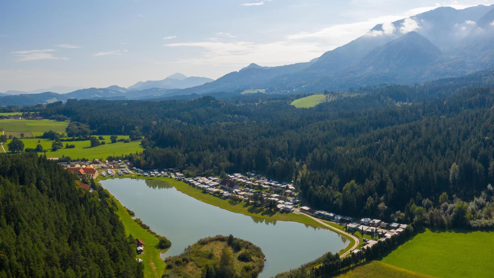 Feistritz Berg und See