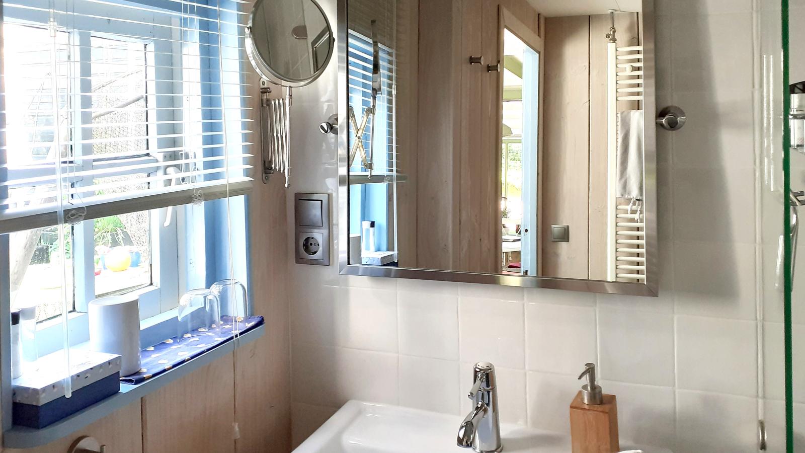 Het Vissershuisje - Badkamer