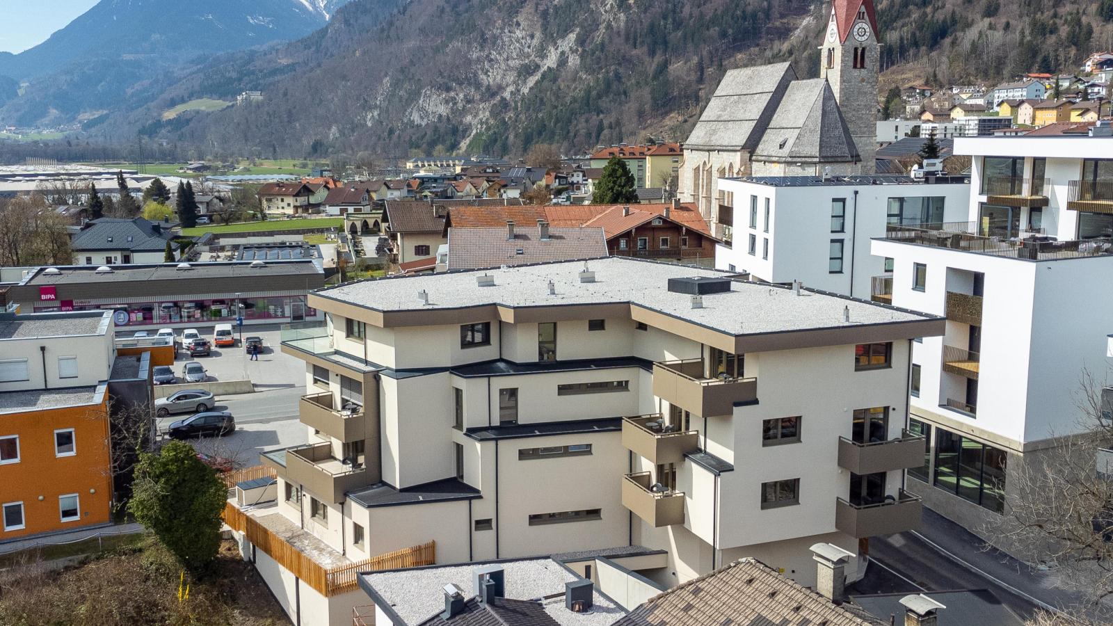 City Apartments Jenbach Top 1 - Außenbereich Sommer