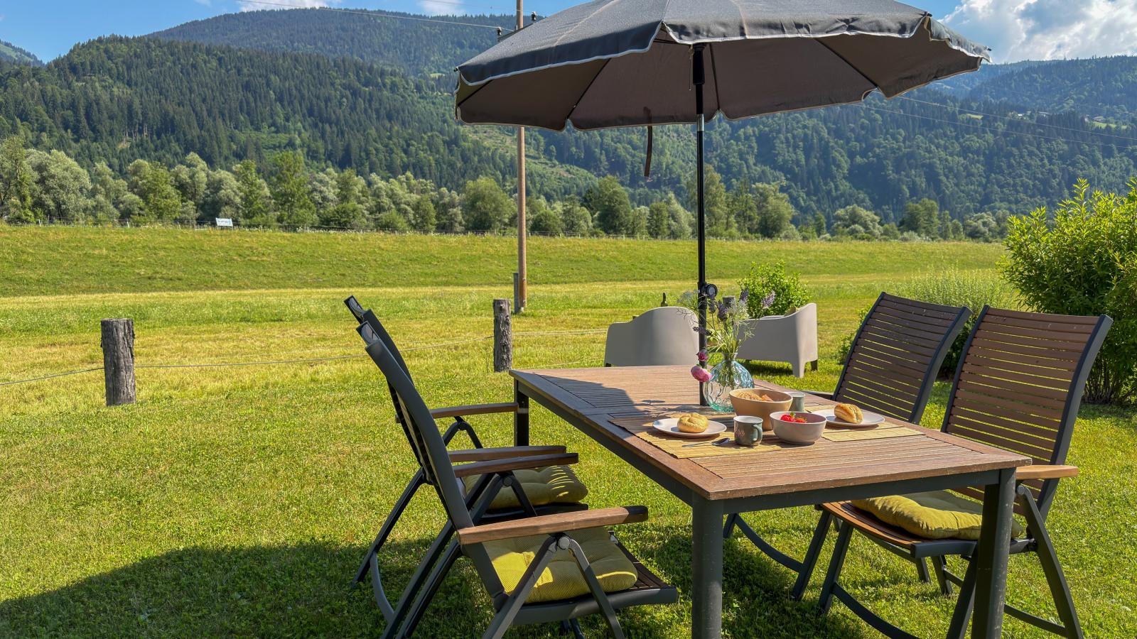 Rattendorf 23A - Aussicht Sommer