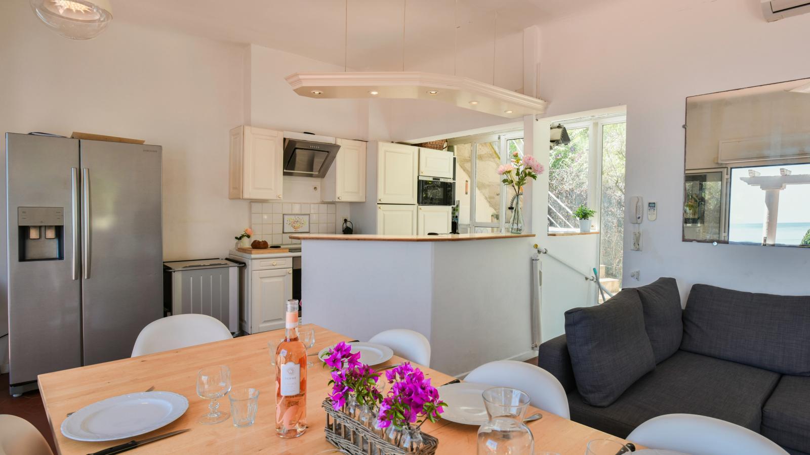 Paulette - Kitchen
