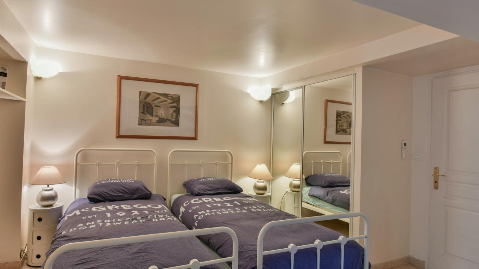 Paulette - Bedroom