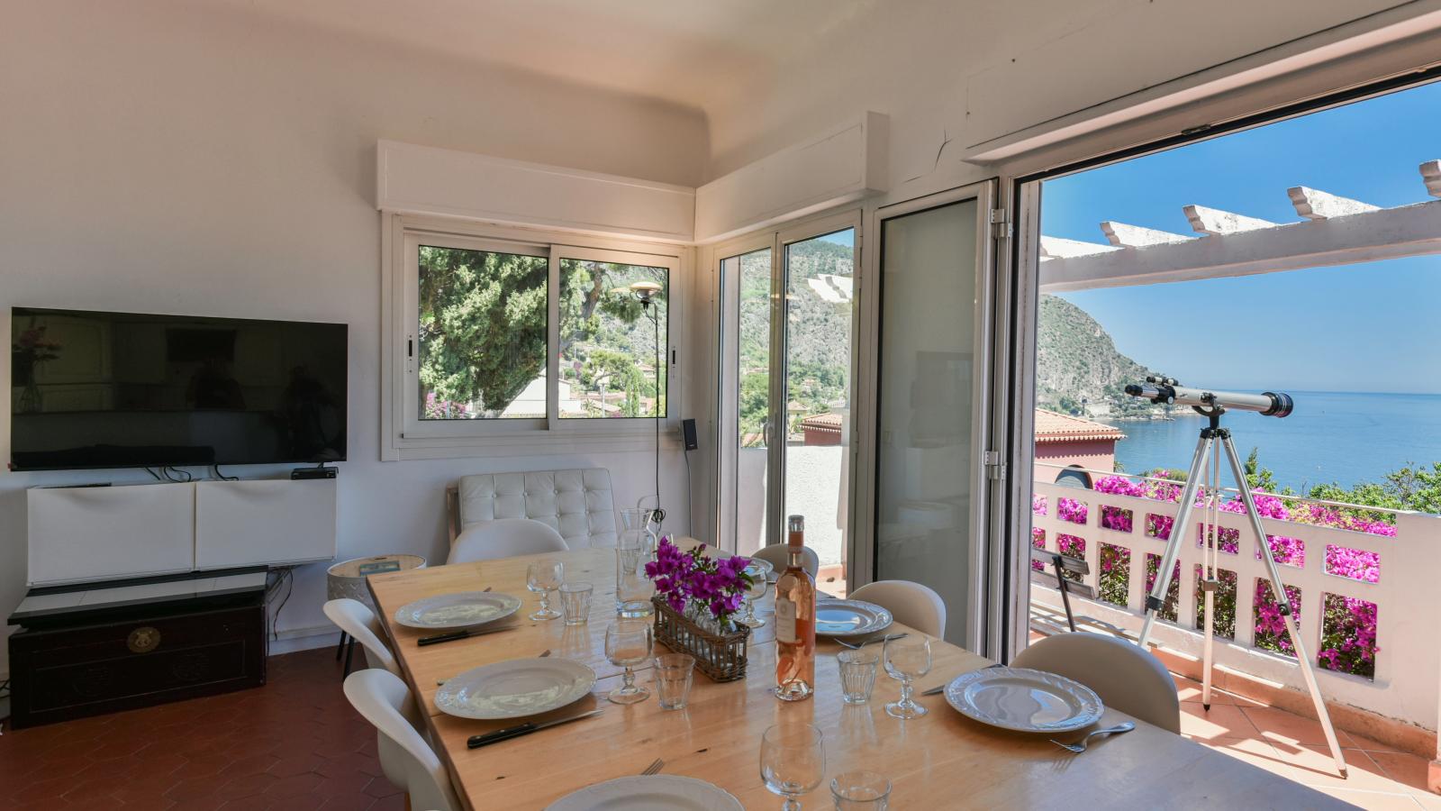 Paulette - Dining room