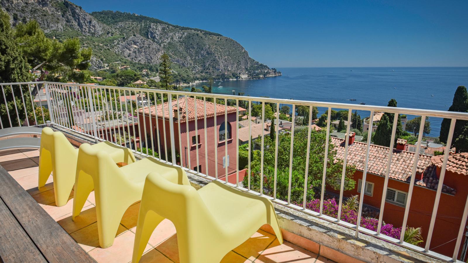 Paulette - Terrace balcony