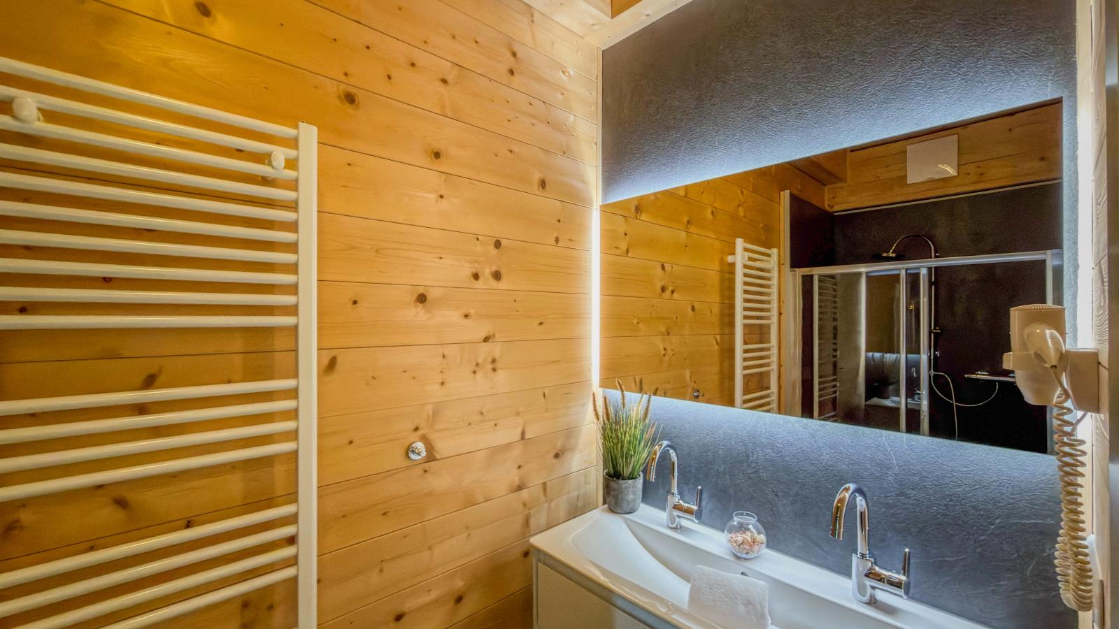 Rattendorf 13B - Bathroom