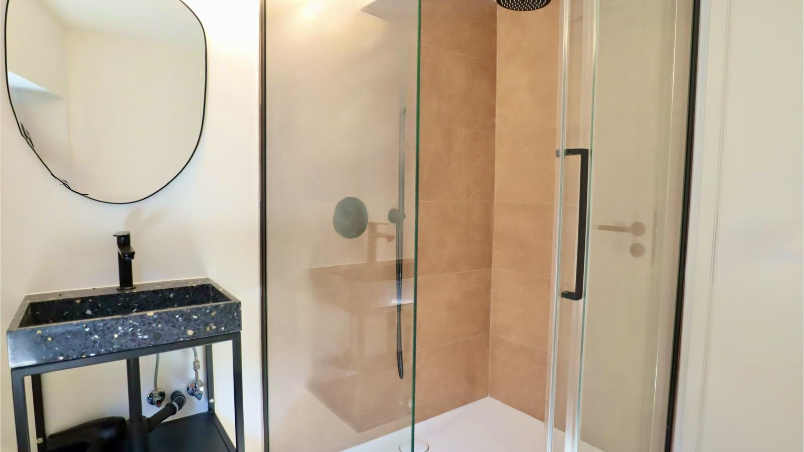 Holy Gîtes 16 - Salle de bain