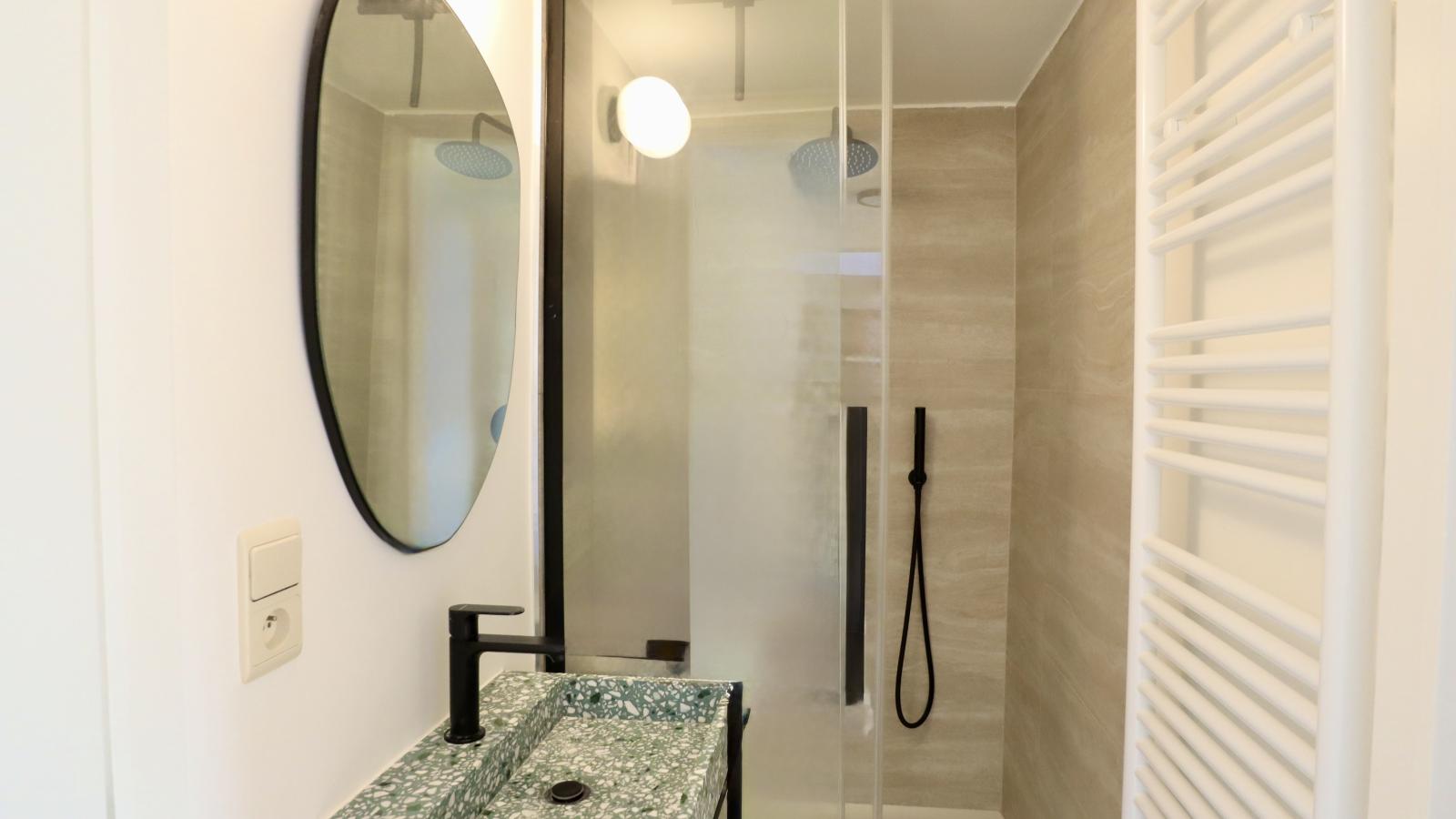 Holy Gîtes 16 - Salle de bain