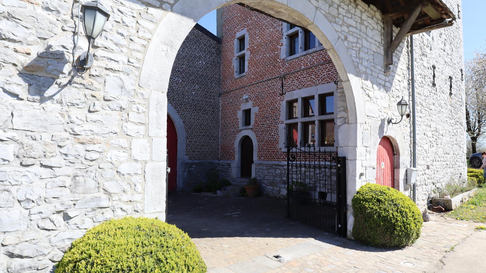 La Tour de la Chapelle - Außenbereich Sommer