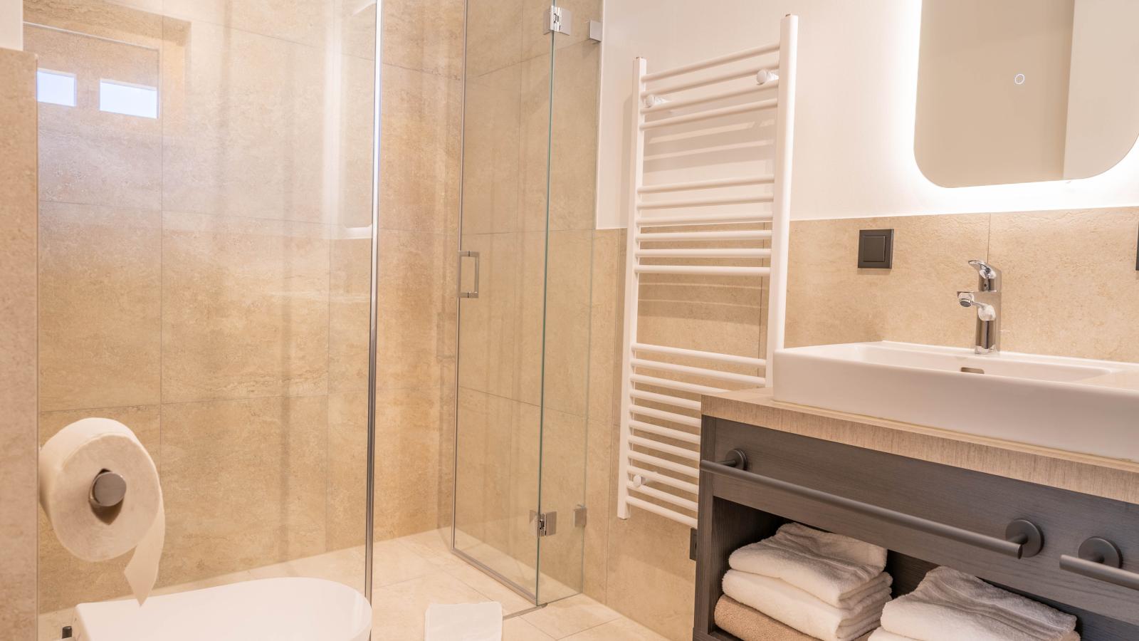 Dachstein Grand Alpine Lodge - Bathroom