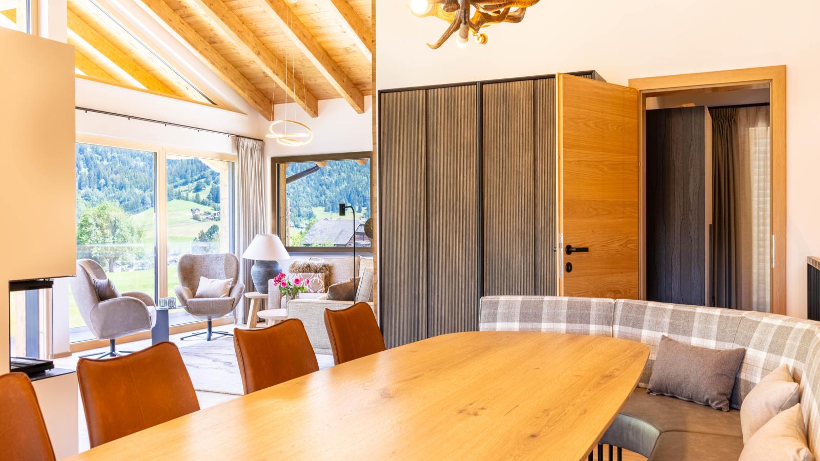 Dachstein Grand Alpine Lodge - Dining room