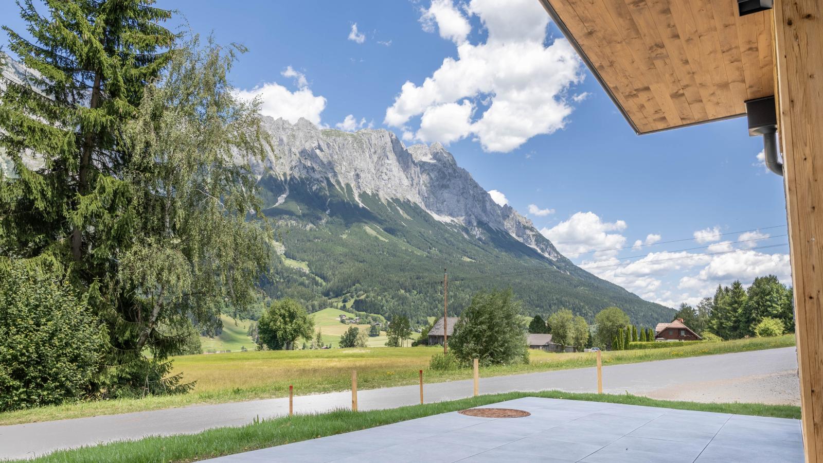 Dachstein Grand Alpine Lodge - View in summer
