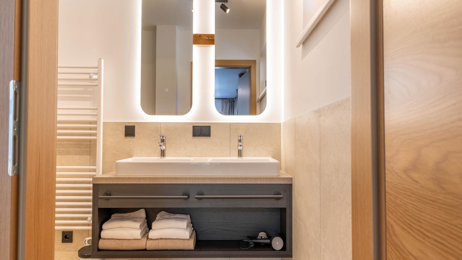 Dachstein Grand Alpine Lodge - Bathroom