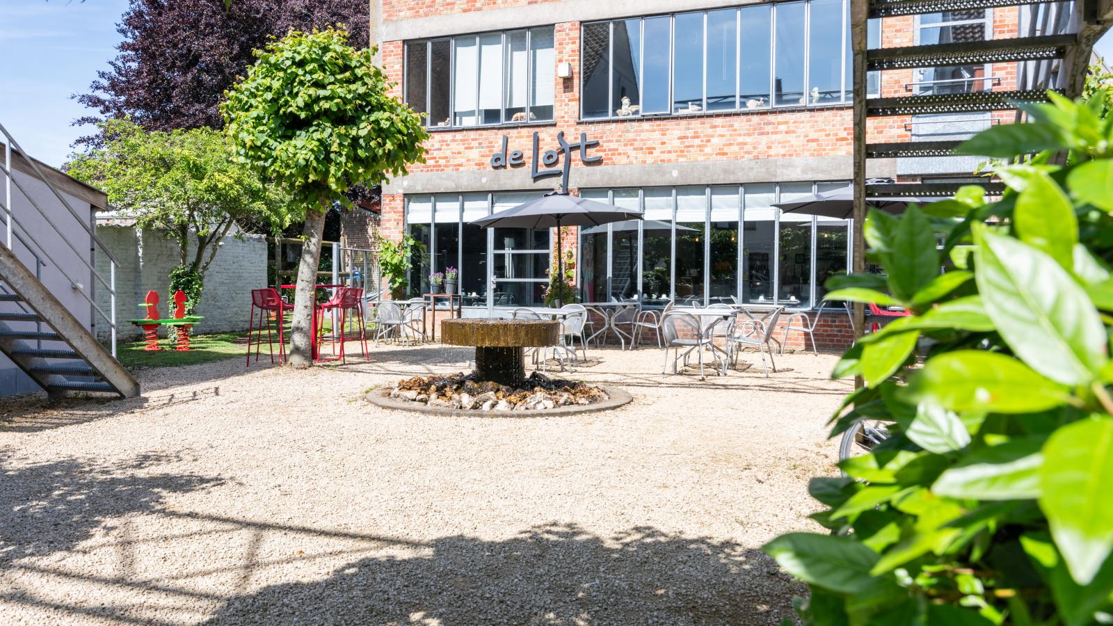 T Loftje - Facilities