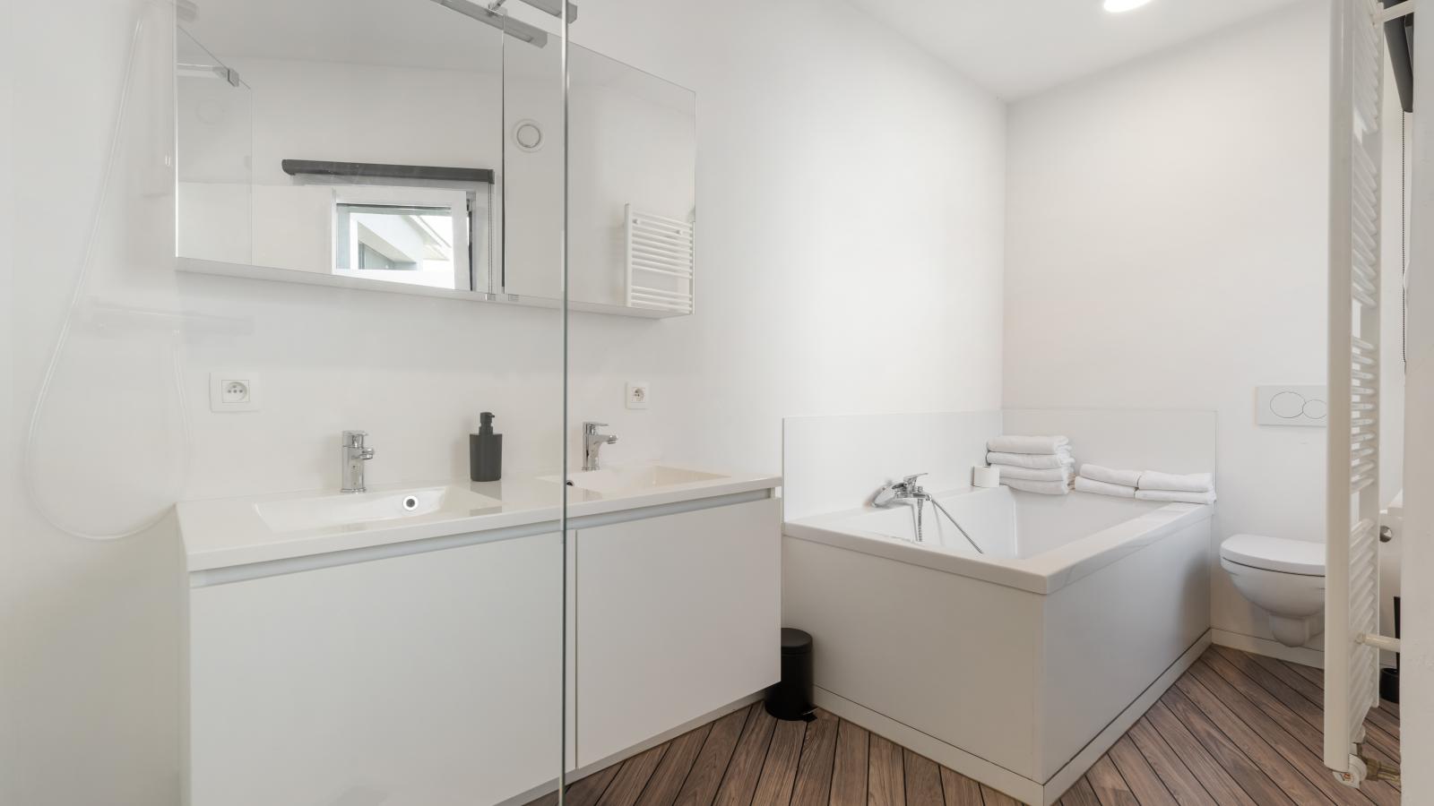 T Loftje - Bathroom