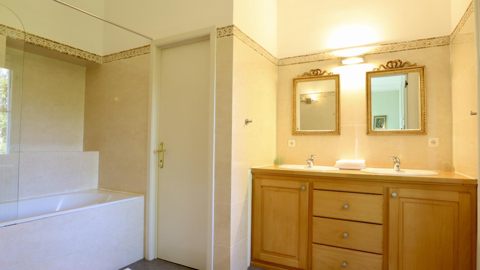 Chateau Vallez - Badkamer