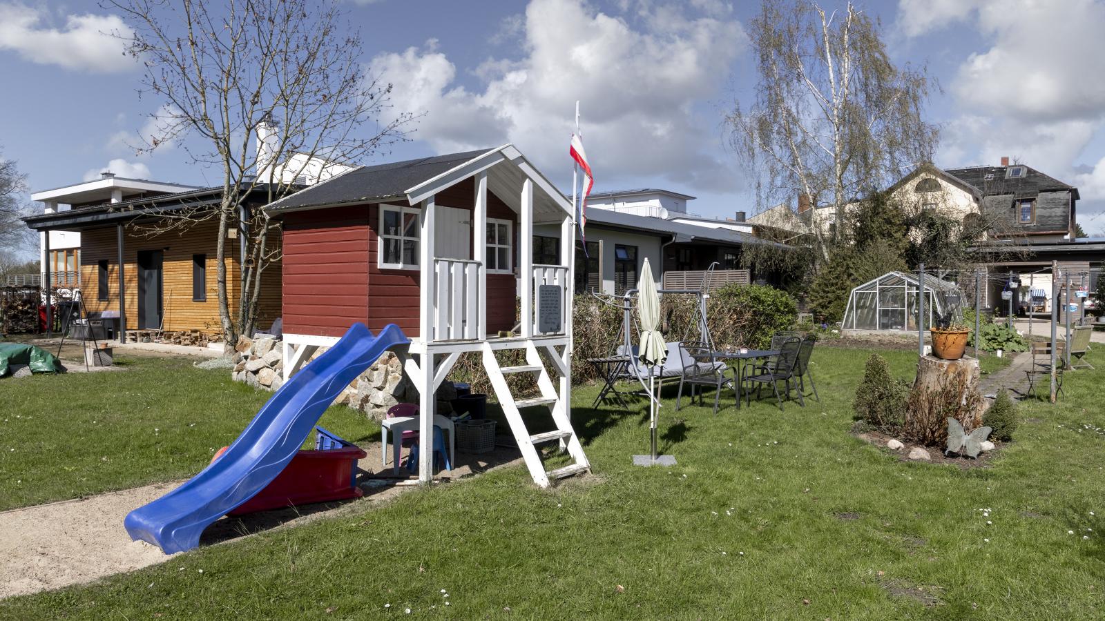 Villa Erika W7 Marianne mit Strandkorb - Tuinen zomer