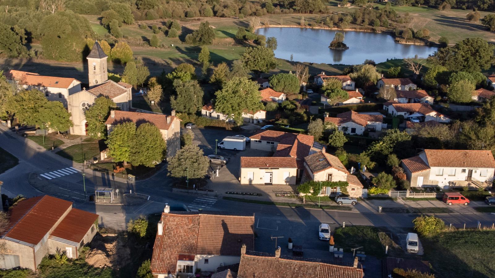 Bollenhof - Areas within 1km in summer