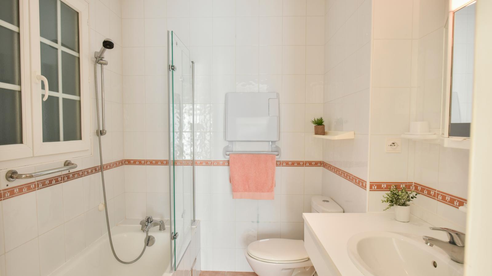 Le Bourg Est 14 - Badkamer