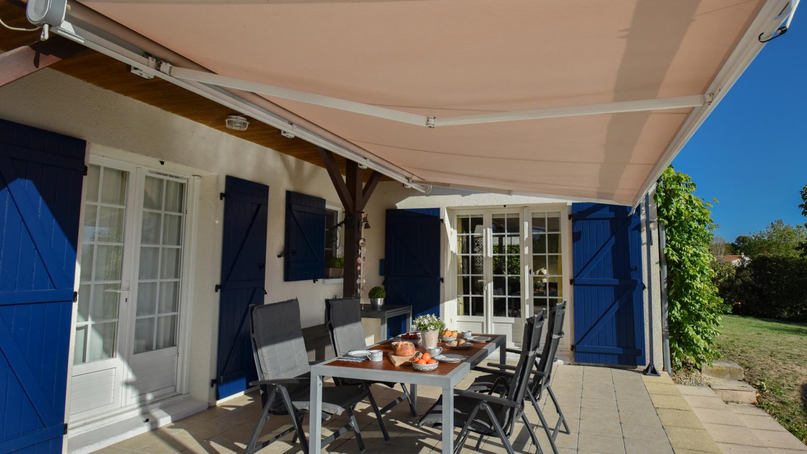 Le Bourg Est 14 - Terrasbalkon