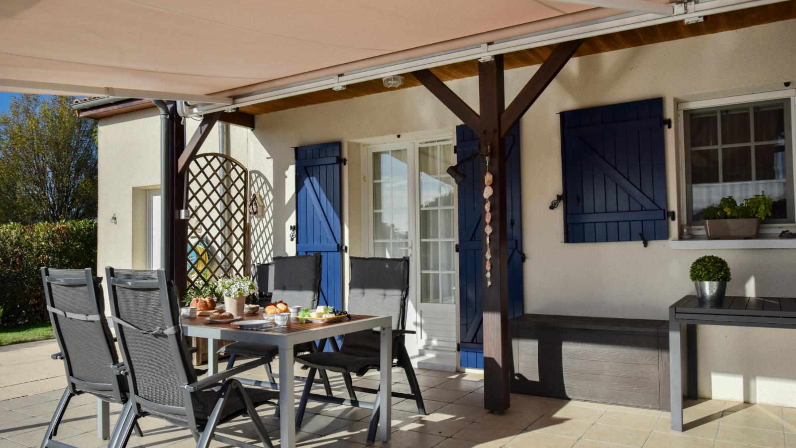 Le Bourg Est 14 - Terrasbalkon