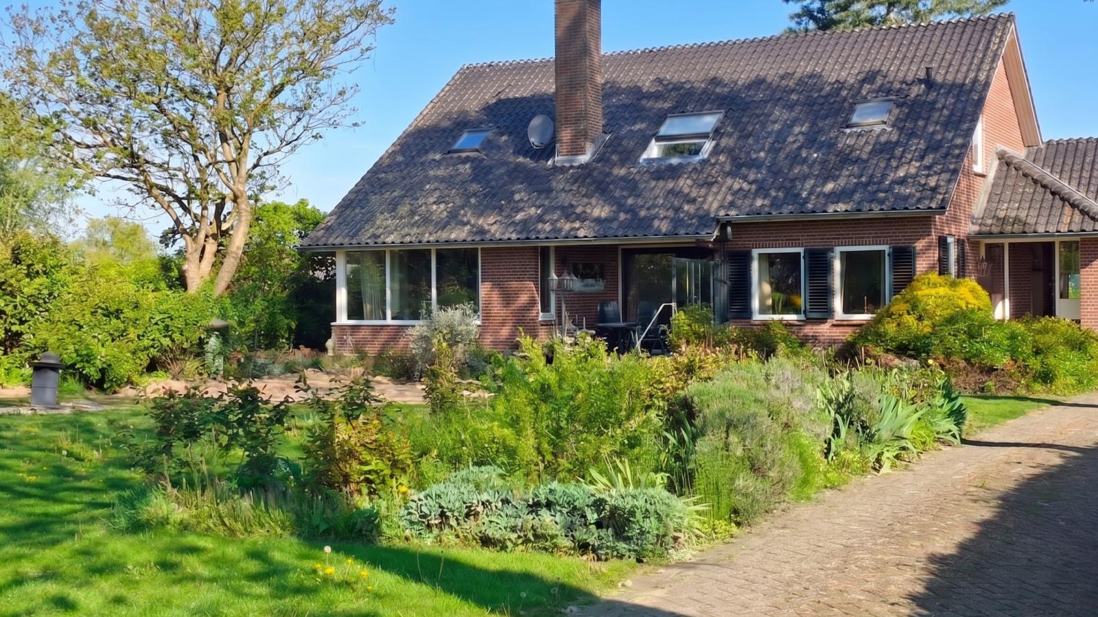 Genderens Buiten - Buitenkant zomer