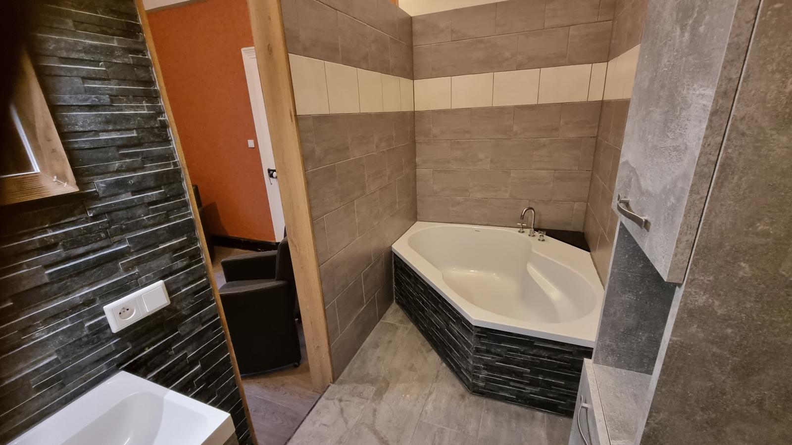 La Tulipe - Badezimmer