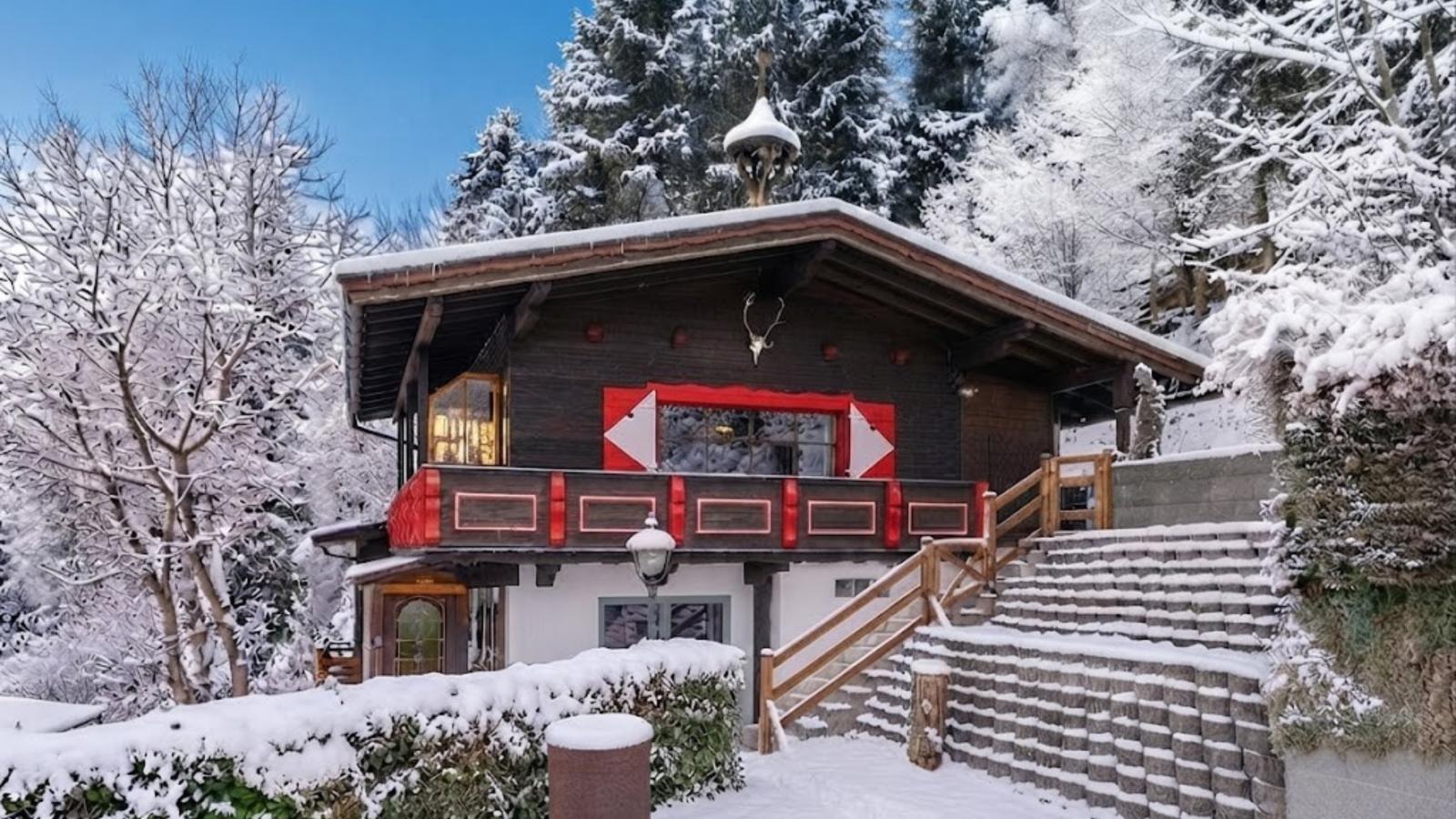 Mayr 74 - Exterior in winter
