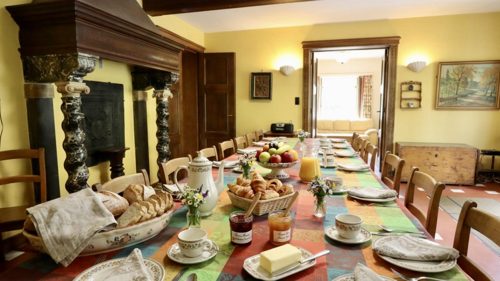 La Dépendance du Château - Dining room