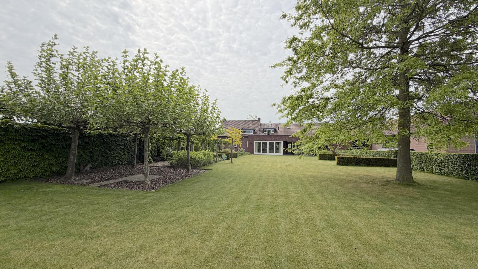 Laurahoeve - Garten Sommer