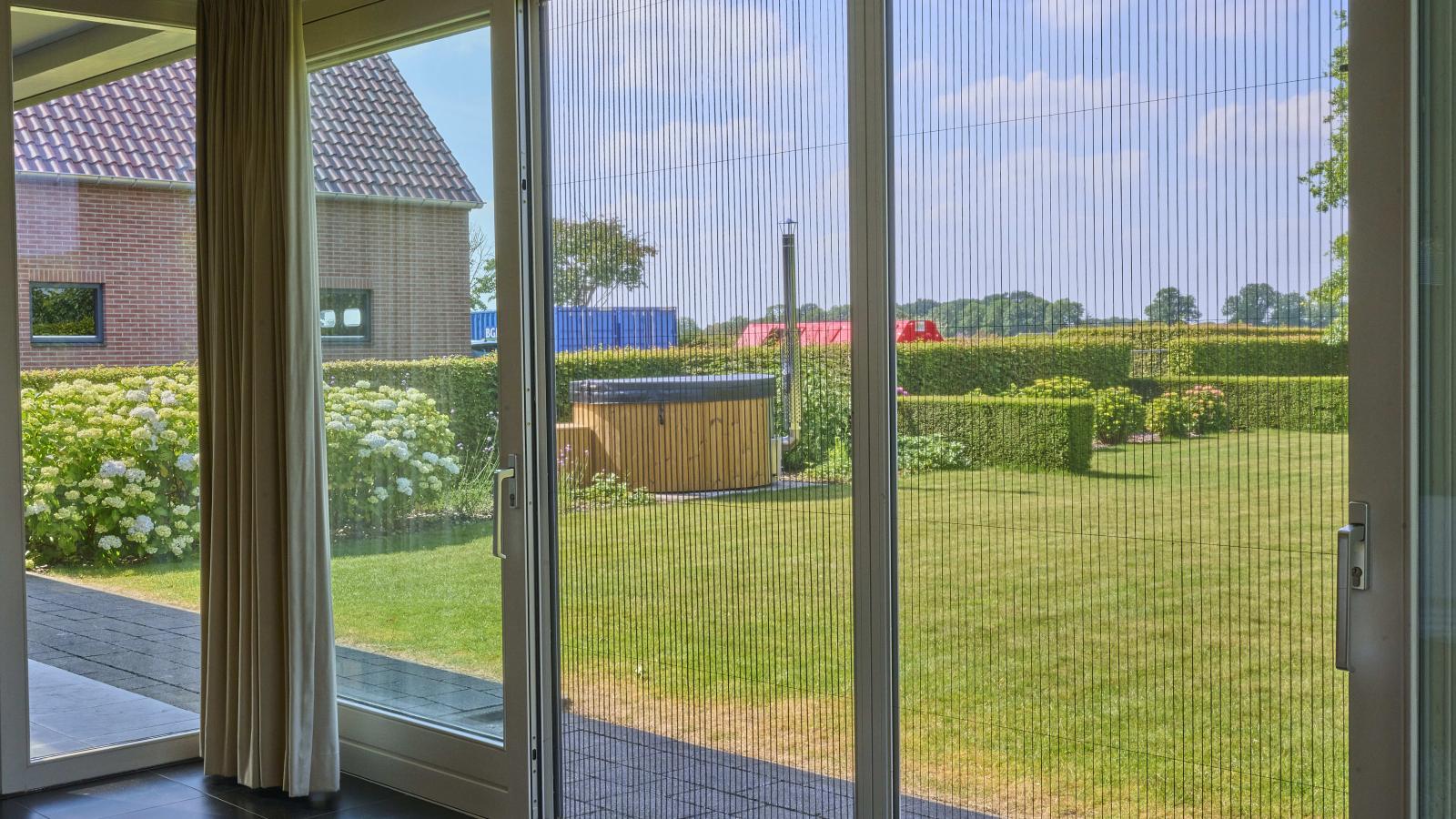 Laurahoeve - View in summer