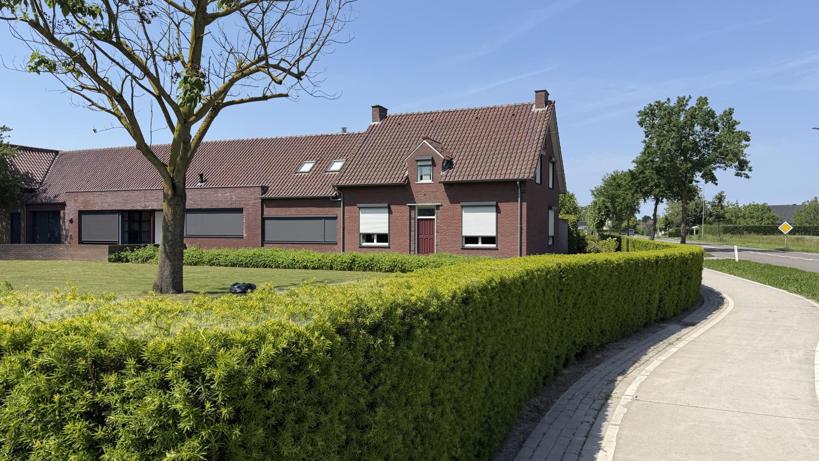 Laurahoeve - Buitenkant zomer