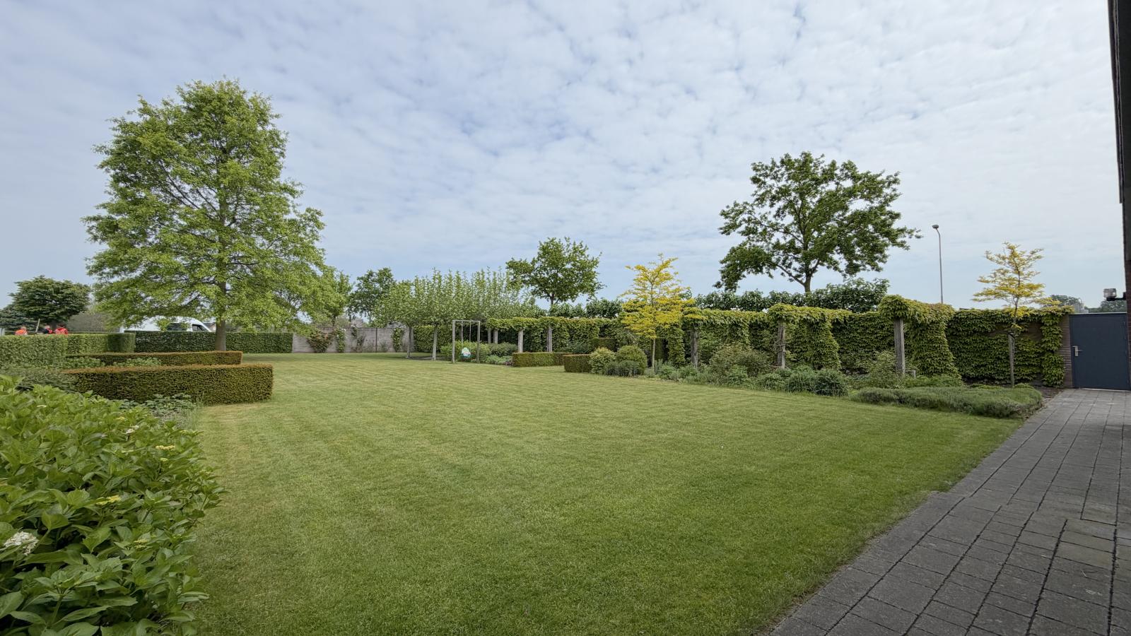 Laurahoeve - Garten Sommer