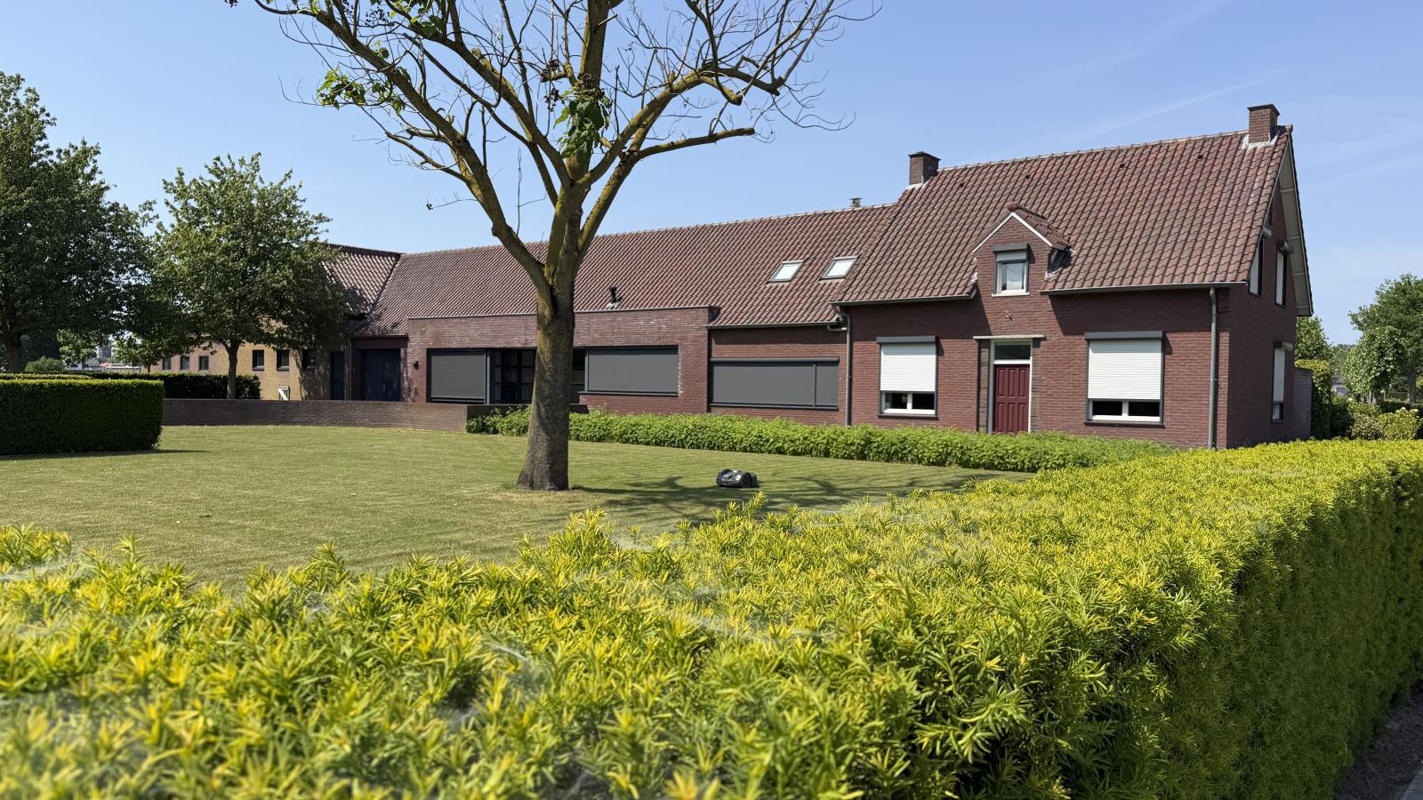 Laurahoeve - Buitenkant zomer
