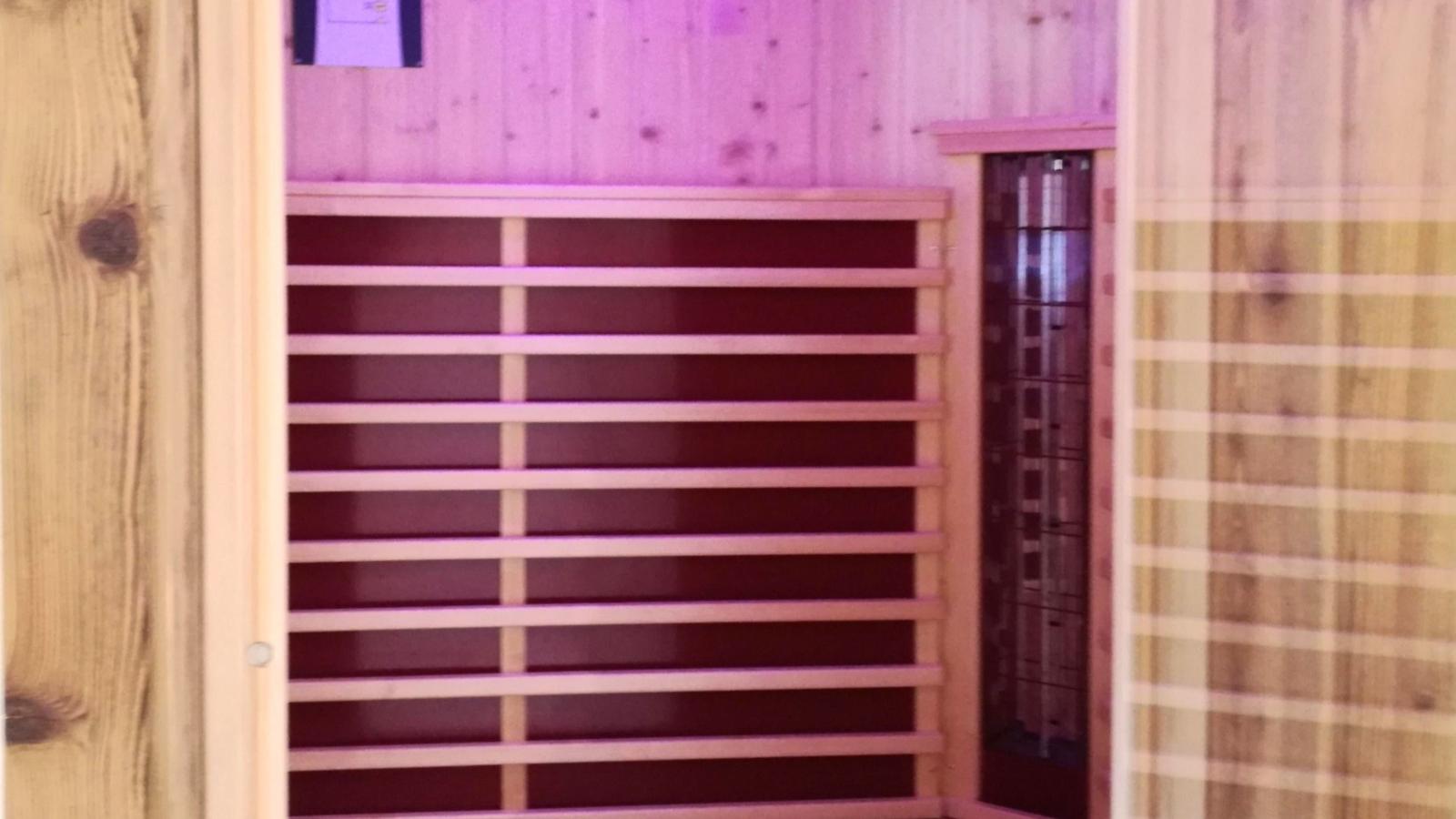 See Chalet 50 - Sauna