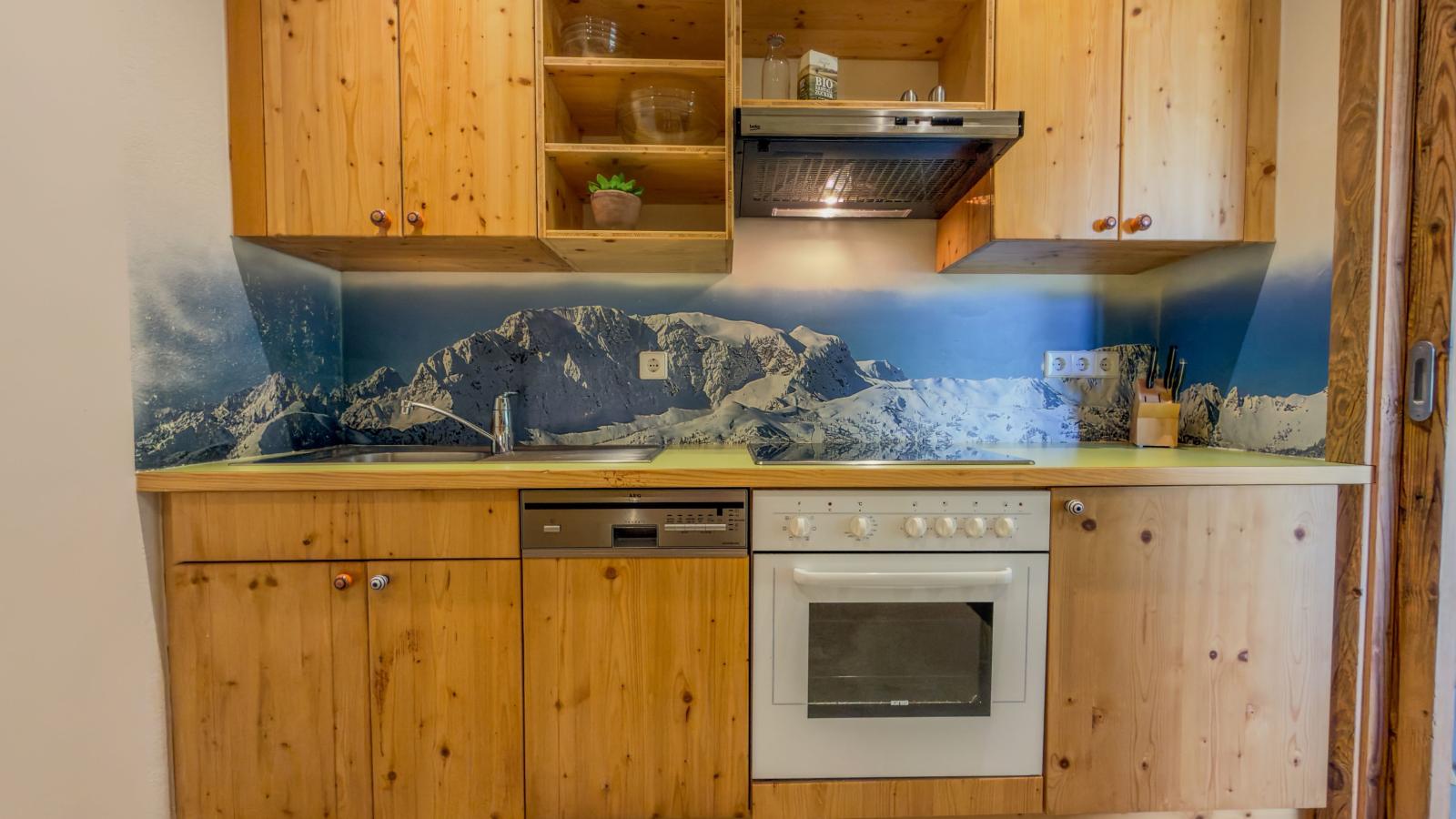 See Chalet 50