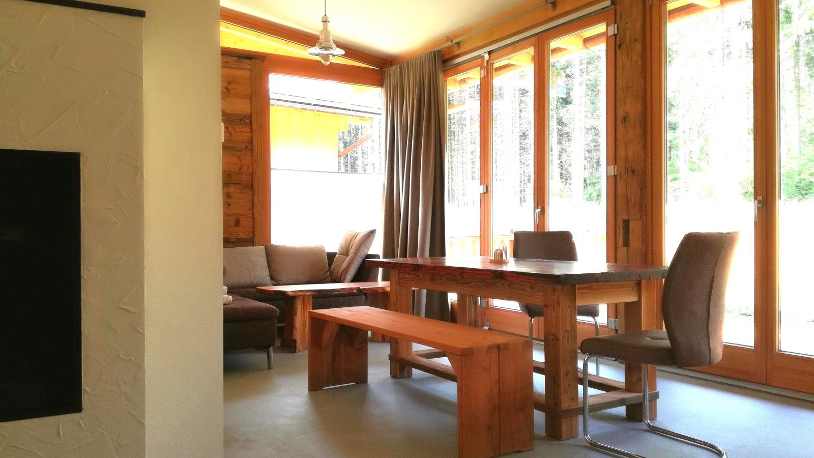See Chalet 50 - Eetkamer