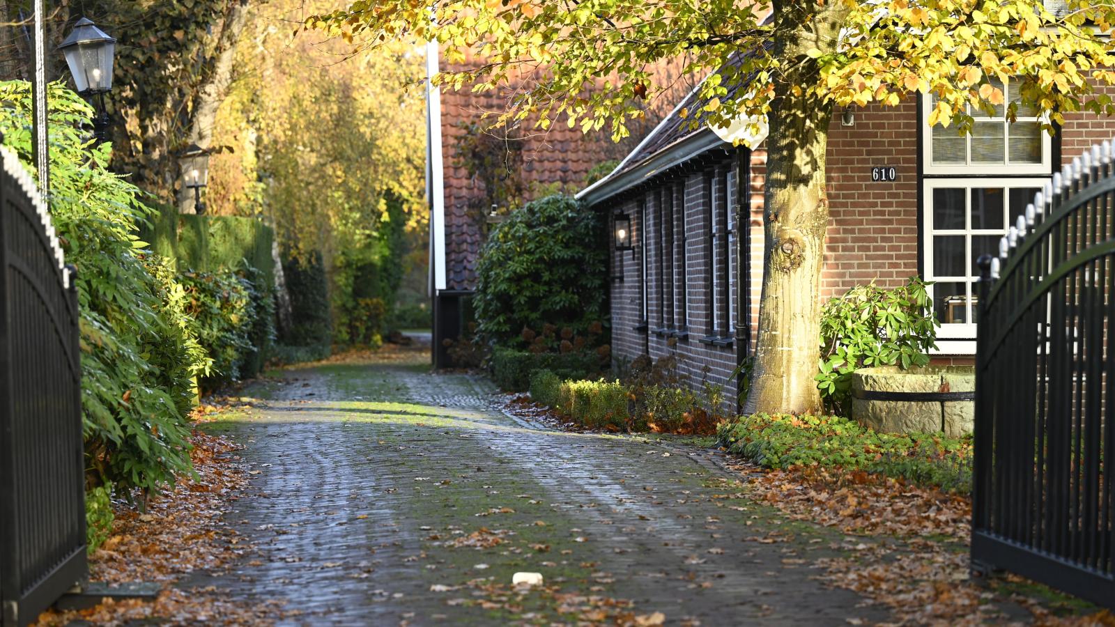 De Binnenhof - Buitenkant zomer
