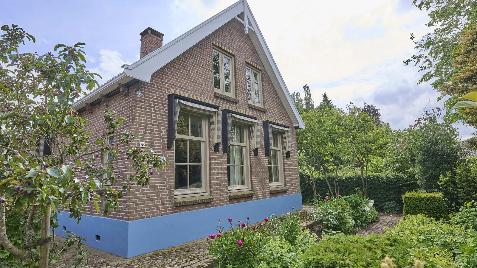 De Muldershof - Exterior in summer