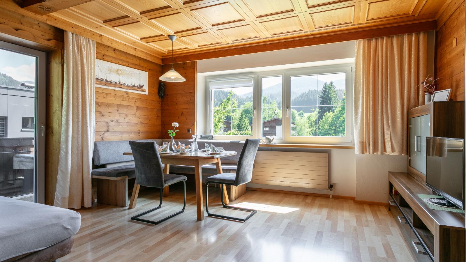 Haus Weißbacher Top 1 - Wohnzimmer