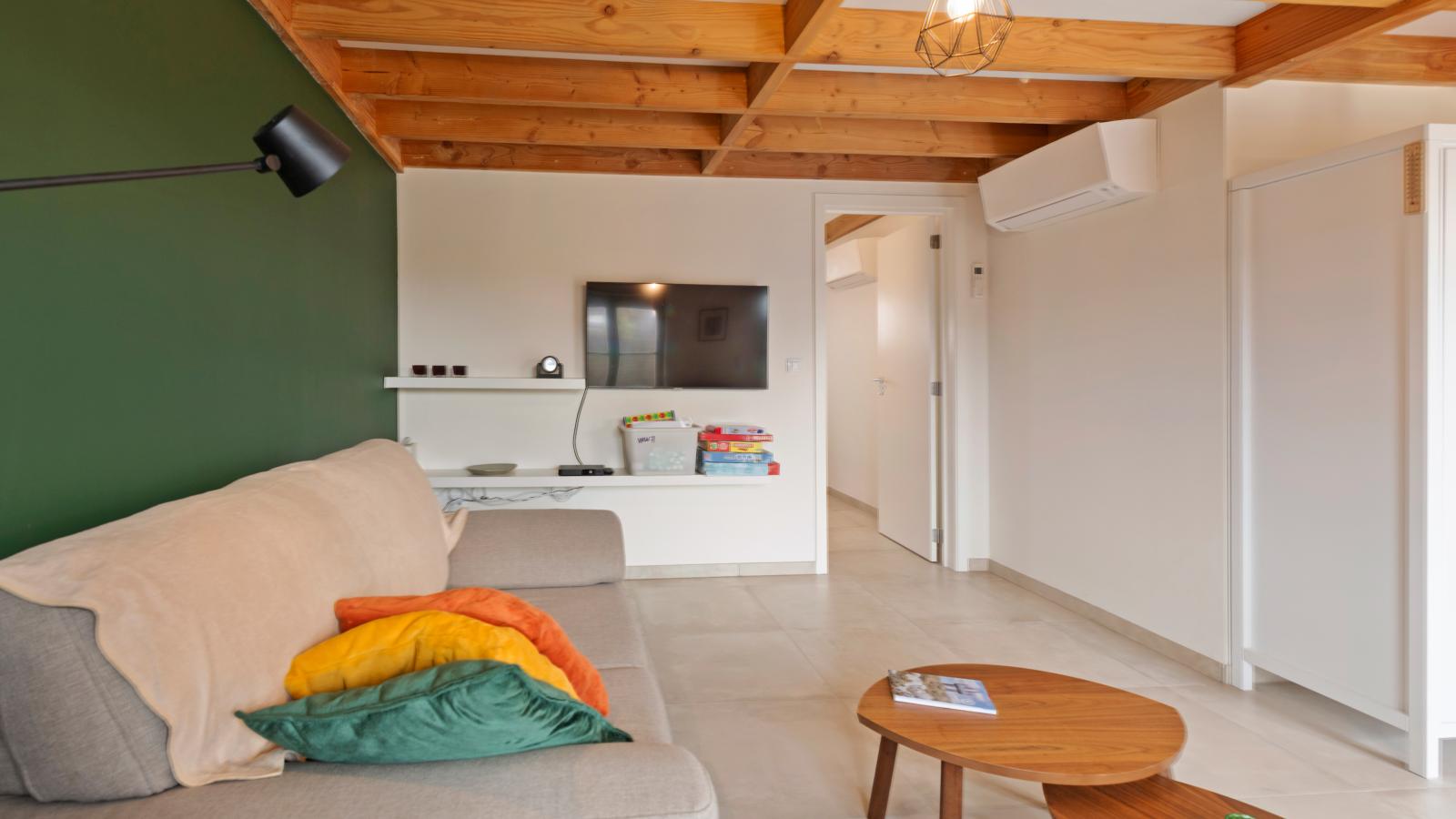 Westhinder I H7 - Living room