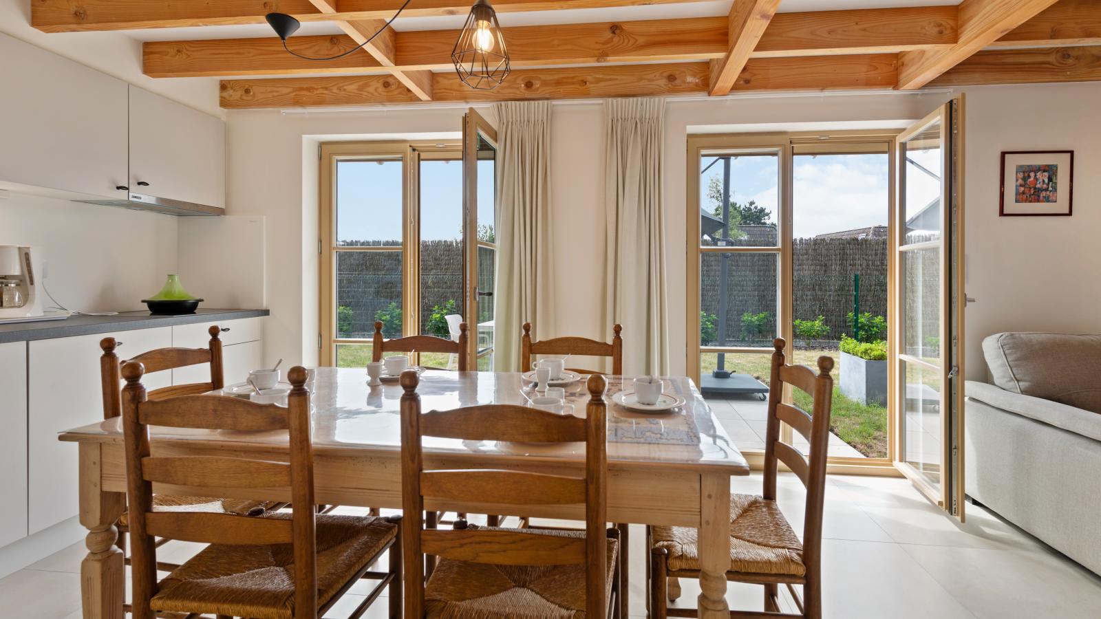 Westhinder I H7 - Dining room