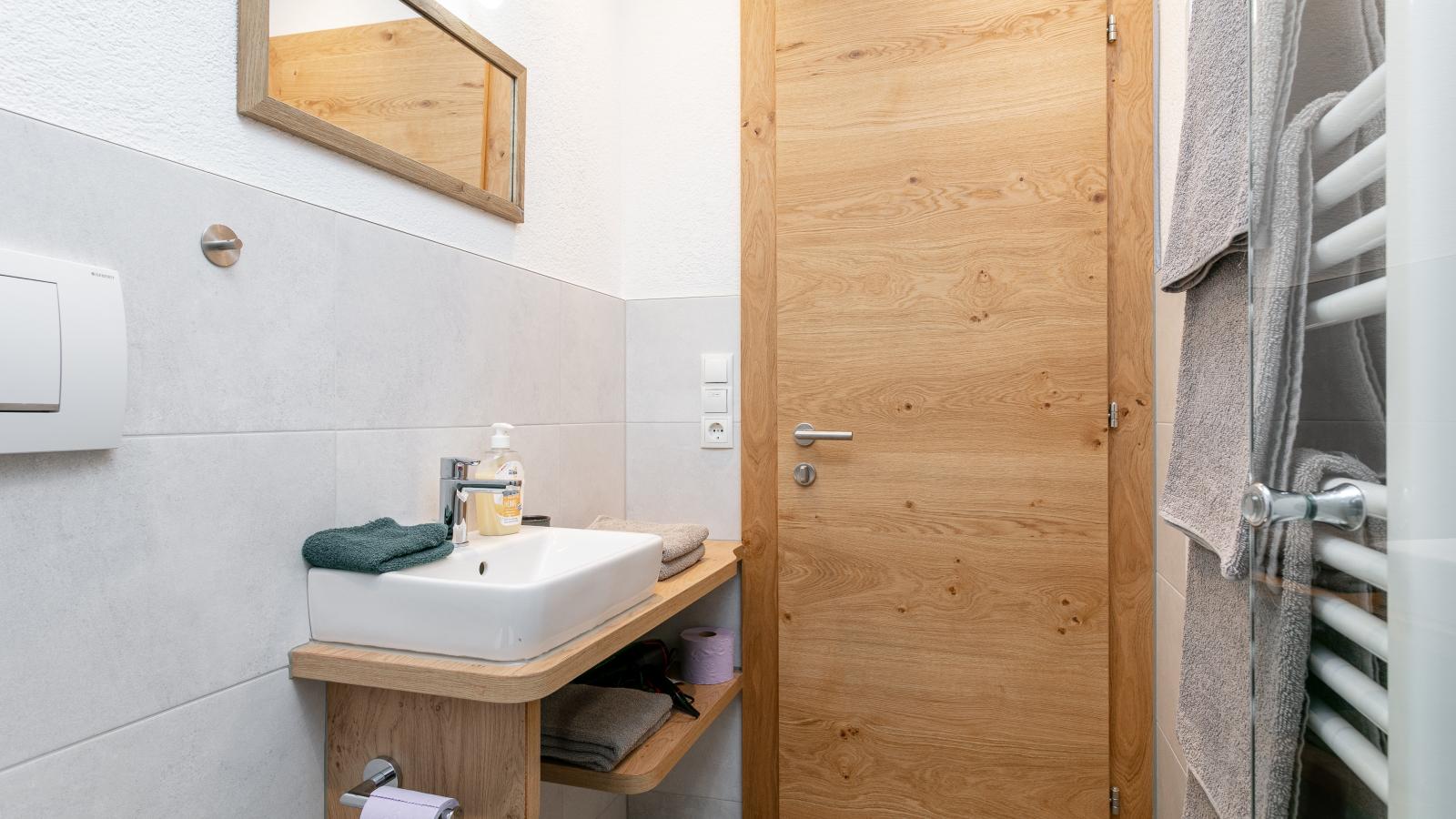 Haus Weißbacher Top 2 - Badezimmer