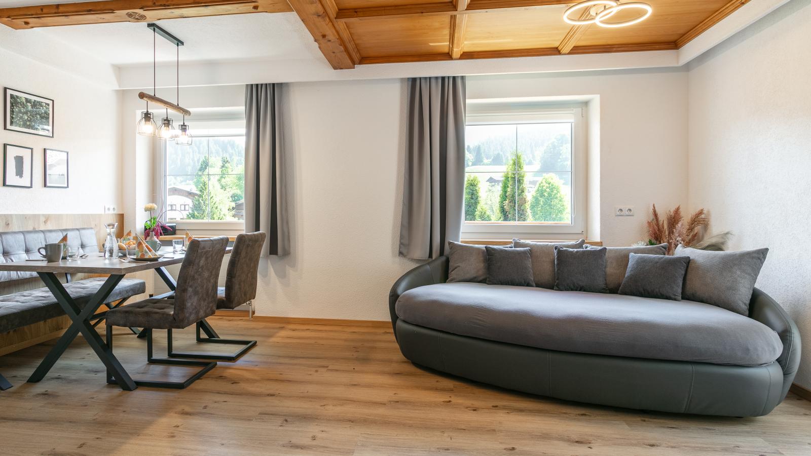 Haus Weißbacher Top 2 - Wohnzimmer